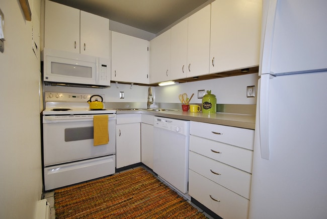 Carriage House Apartments