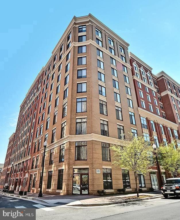 Building Photo - 1201 N Garfield St Unit 401 Rental