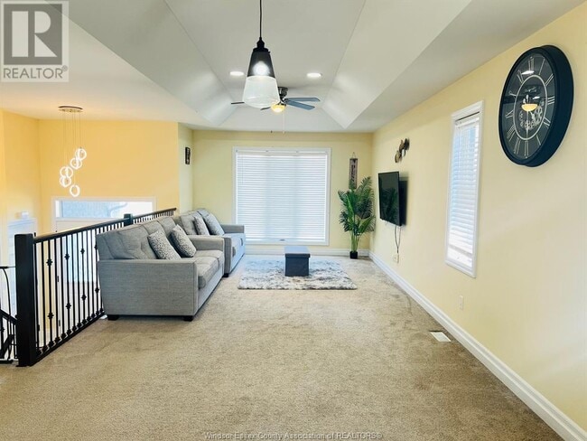 Photo - 153 Lambert St