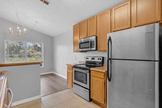 Photo - 3 Bedroom 2 Bath Home in Gated Avalon Comm...