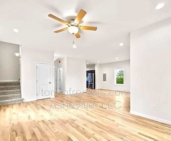 Photo - 7 Berry Crst Ln