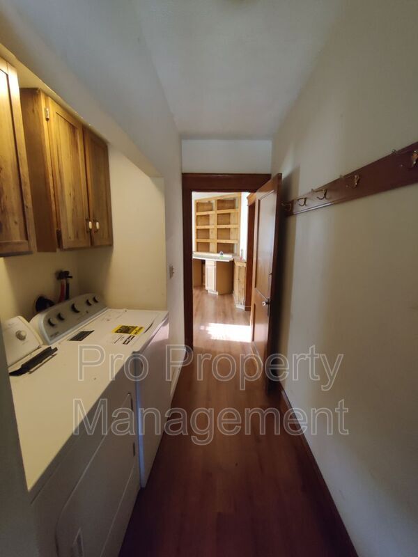 Photo - 638-638 Washington Ave