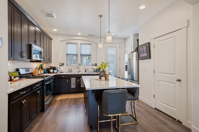 Photo - 11271 S High Crest Ln