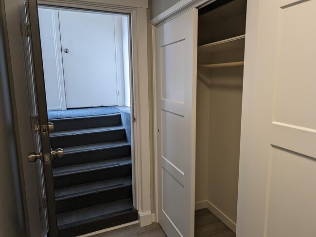 Photo - 45574 Lewis Ave