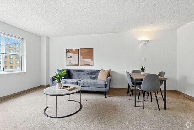 Building Photo - 1711 Bellevue Ave Unit ID1258473P Rental