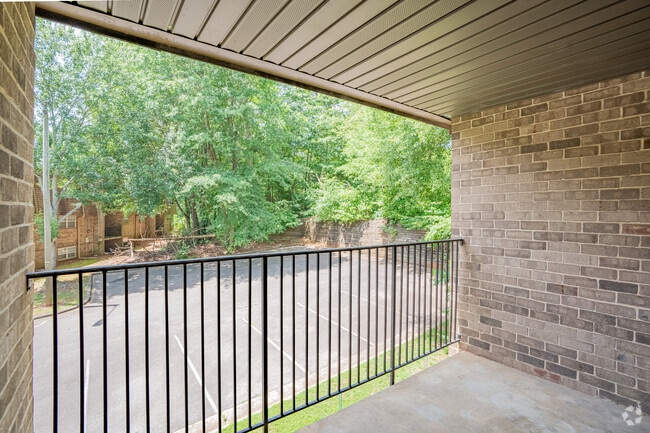 1BR, 1BA - 960SF - Patio
