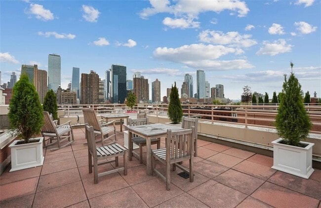 Photo - 350 W 50th St Unit 5M