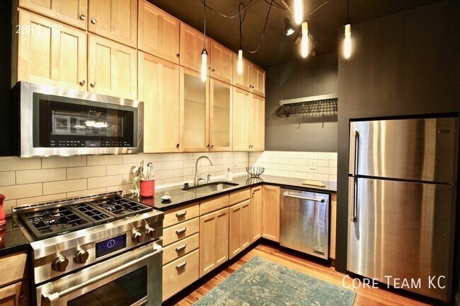 Photo - 3813 Walnut St