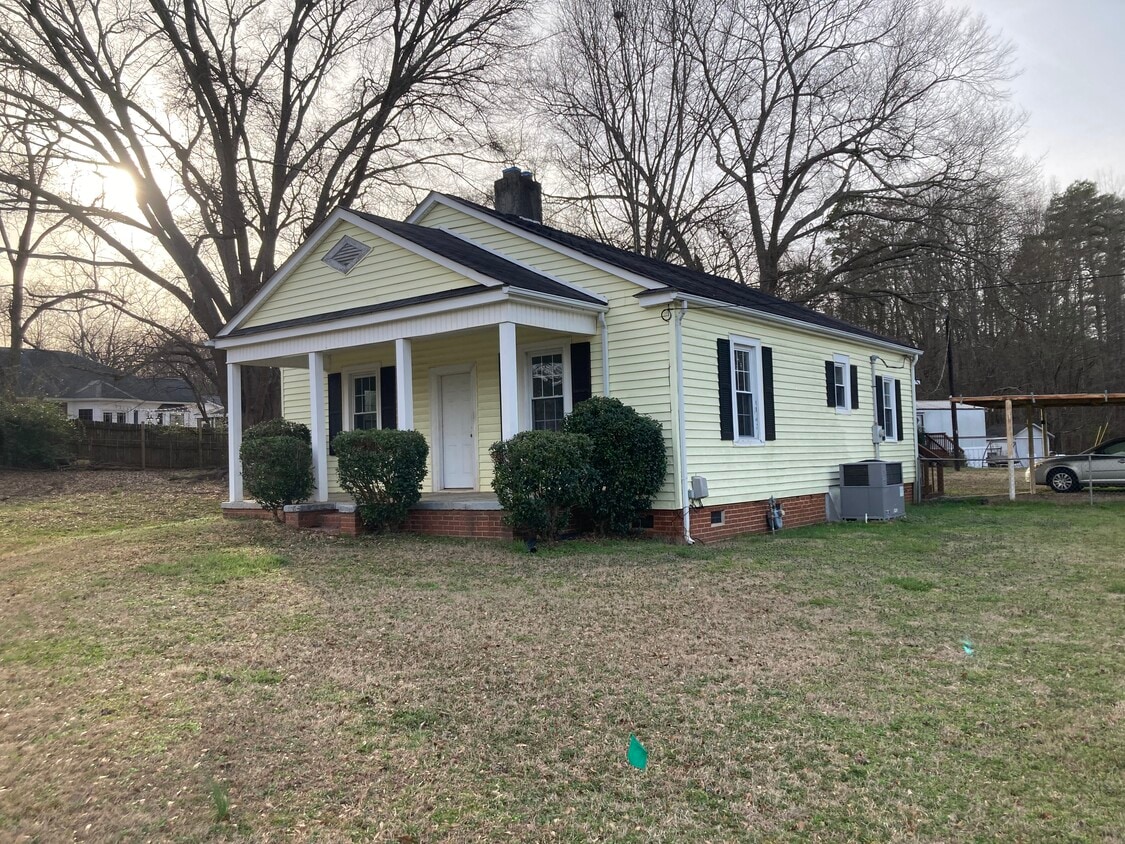 Photo - 105 Elm St (Fort Mill, SC)