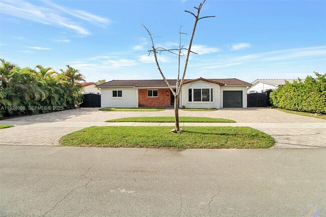 Photo - 1804 SW 102nd Ct