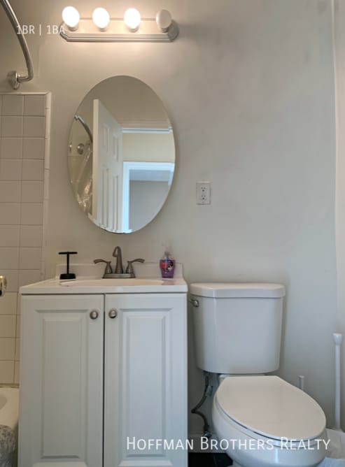 Photo - 6871 Franklin Ave Unit 205