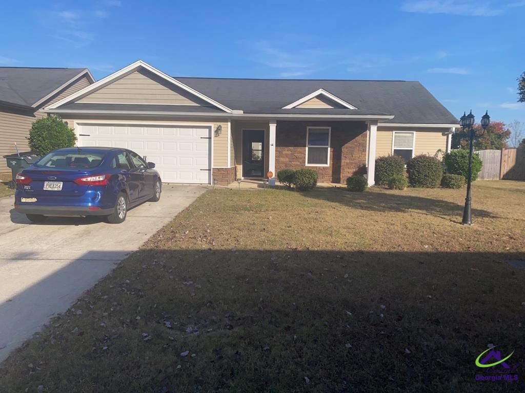 Photo - 204 Edgarton Way