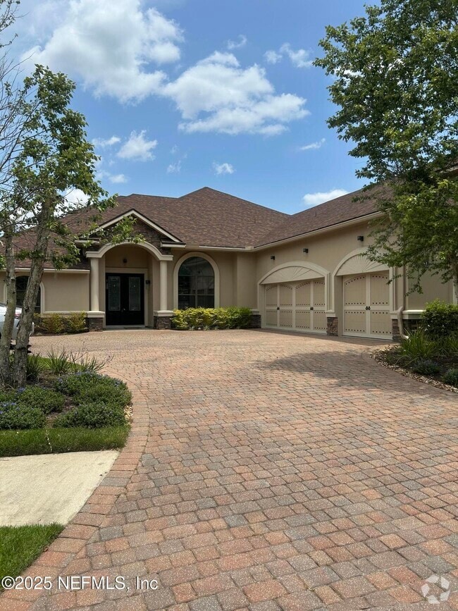 Building Photo - 1613 Fairway Ridge Dr Rental