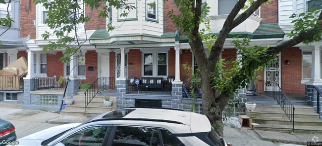 Building Photo - 6020 Spring St Rental