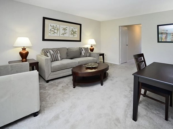Eastampton Gardens Apartment Homes