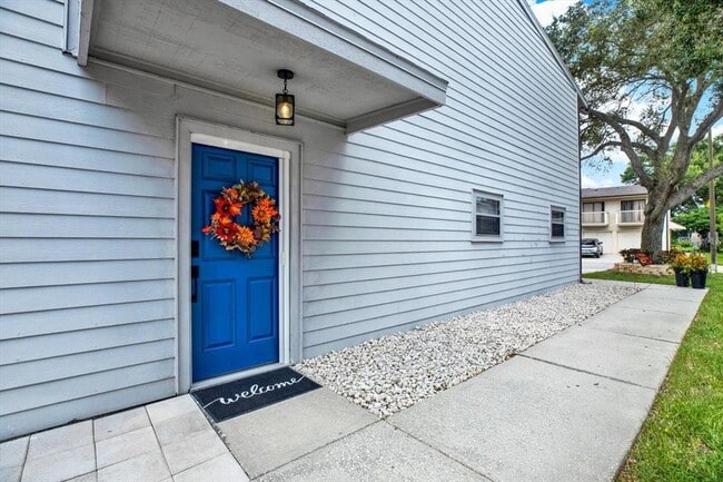 Photo - 6290 92nd Pl N