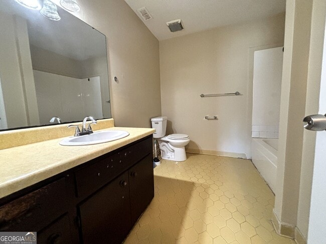 Photo - 405 Elder Rd
