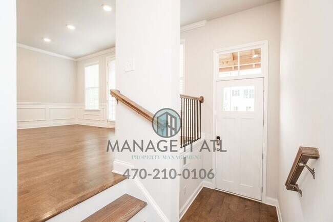 Photo - Elegant 4 Bedroom Townhome in Prime in Doraville