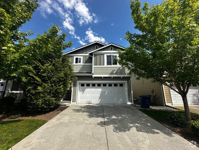 Building Photo - Beautiful 4-Bedroom 2.5-Bathroom Home in M...