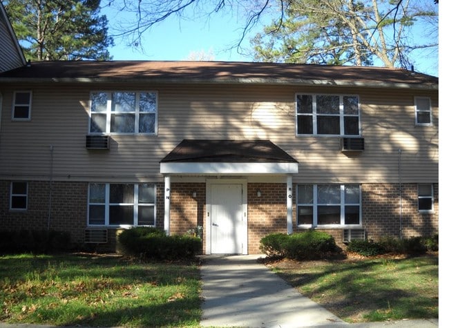 Browns Woods Apartments - Browns Woods Apartments
