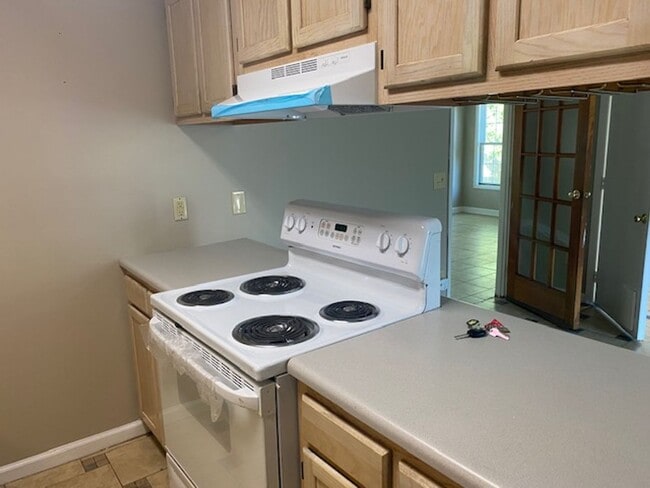 Photo - 4914 Pin Oak Dr