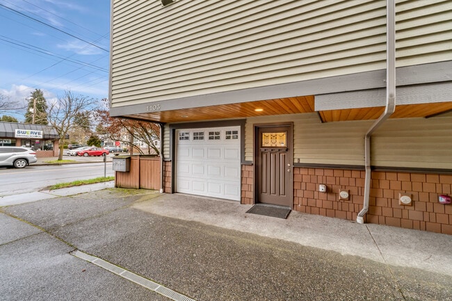 Photo - 1103 NW 85th St