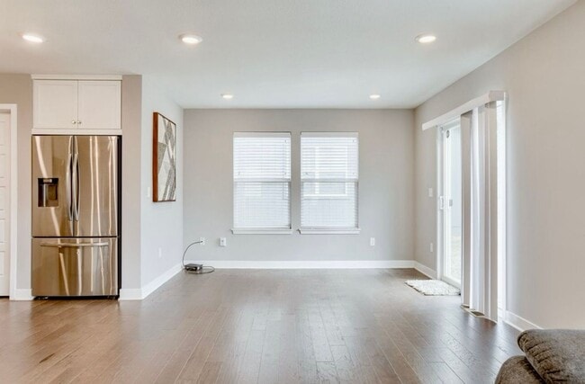 Photo - Spacious 4 beds 2.5 baths in Lees Summit