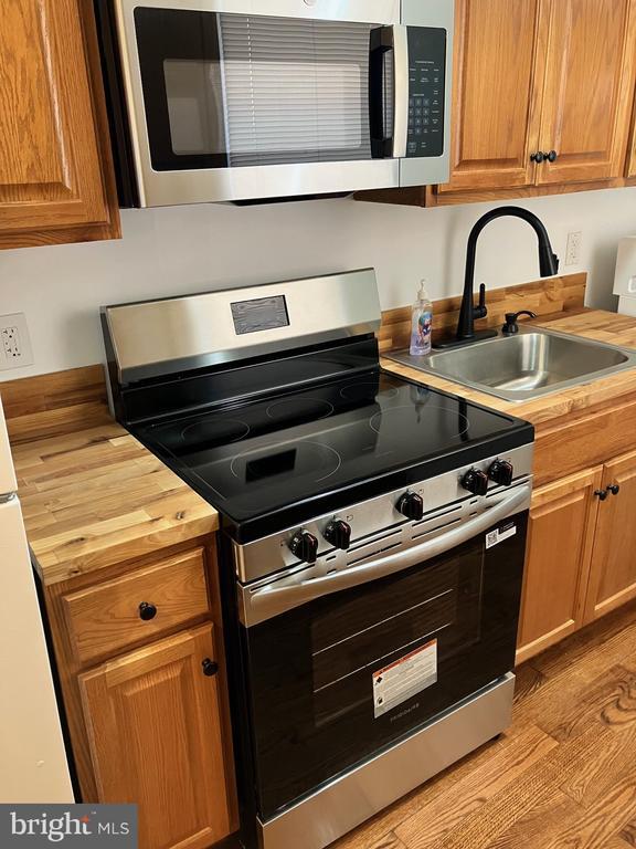 Photo - 1109 S 23rd St Unit 1R