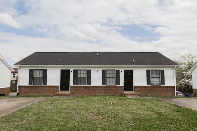 Clarksville Commons Apartments - Clarksville Commons Apartments