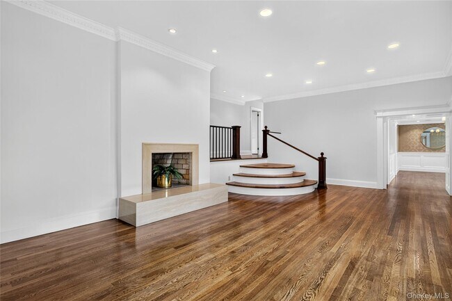 Photo - 20 Earle Pl