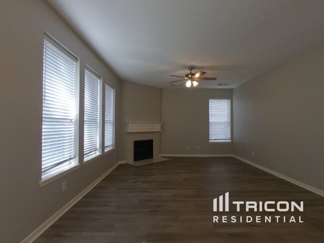 Photo - 9003 Cypress Square Dr