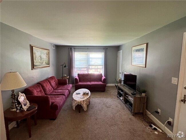 Building Photo - 3901 Main St Rental