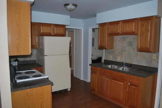 Photo - 328 W Kalama Ave