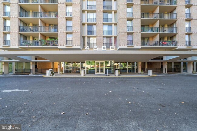 Photo - 4600 S Four Mile Run Dr Unit 423