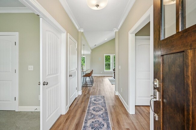 Photo - 202 Sage Ct
