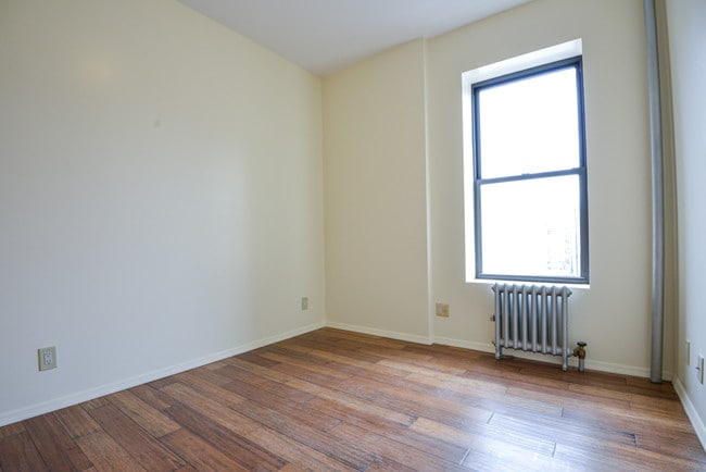 Building Photo - 150 E 116 Street Rental