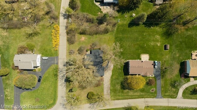 Photo - 6207 Nicholas Dr