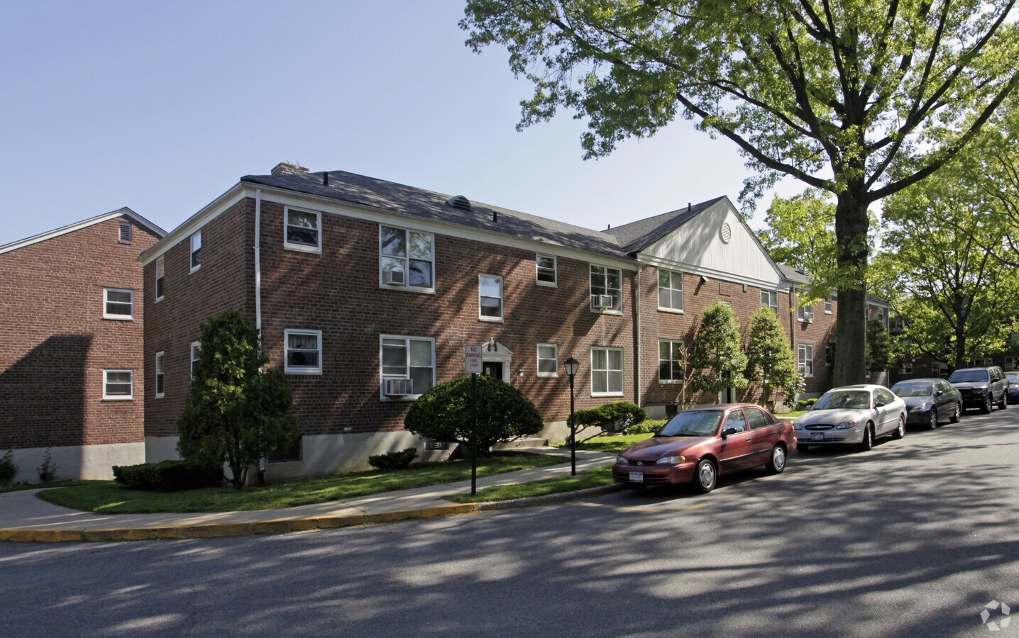 Millbrook Apartments - Millbrook Apartments