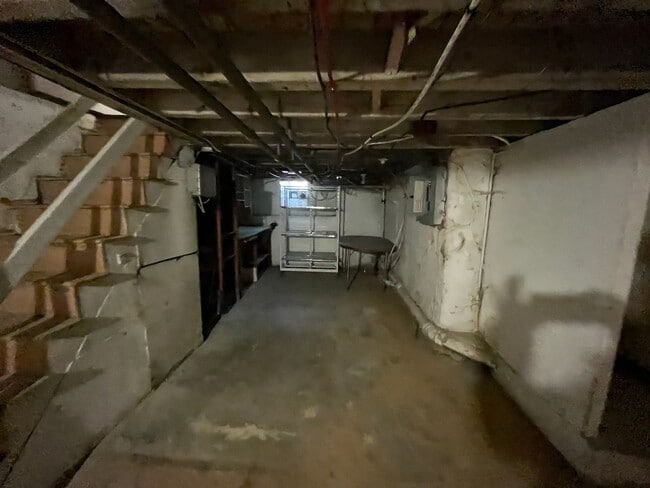 Photo - 7220 Marsden St