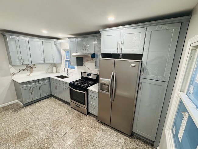 Photo - 741 Salem Rd