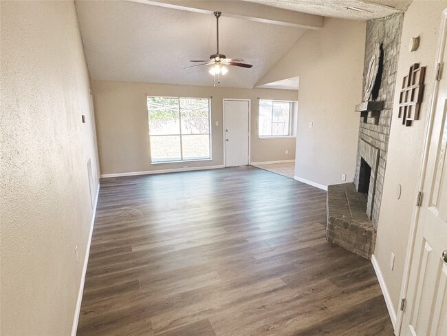 Photo - 15822 Baybriar Dr