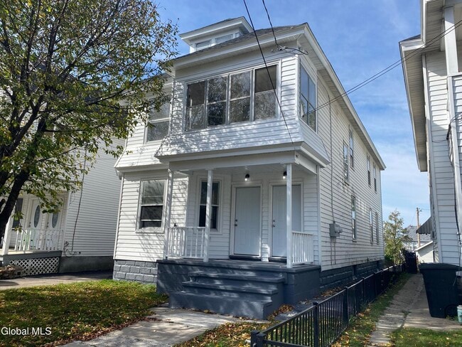 Building Photo - 1755 Avenue B