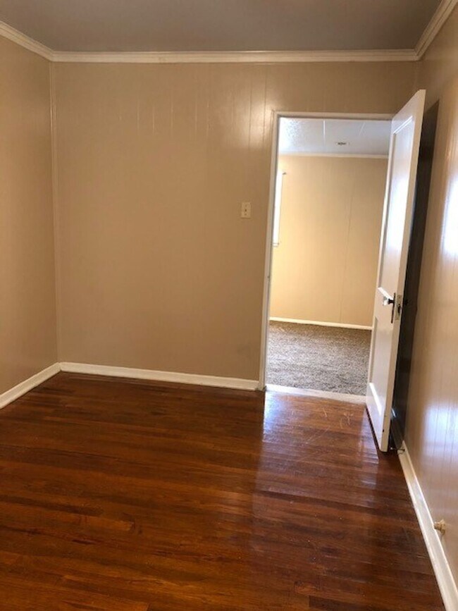 1100 Esma House Greenville Rental For Rent in Greenville, TX