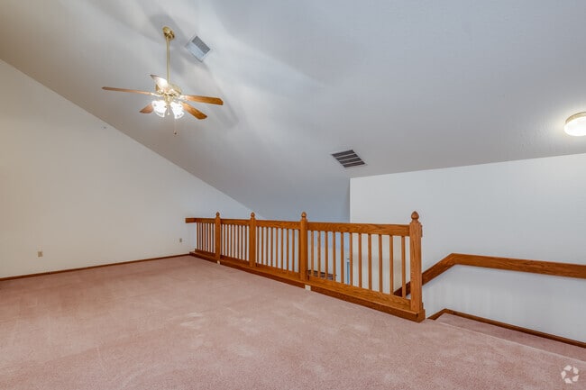 2 BR, Loft, 2.5 BA - 2,200SF - Parkwood Lake Apartments