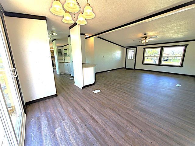 Photo - 5130 Elk Trail