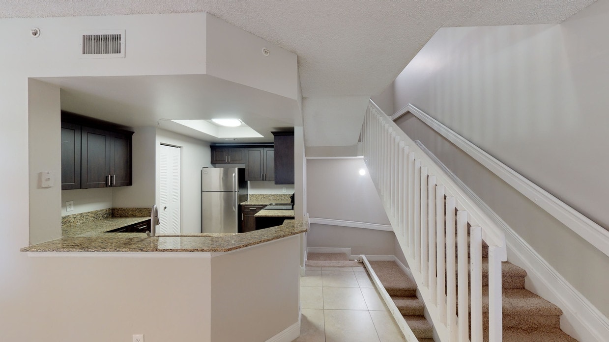 Photo - San Marino at Town Place Apartments