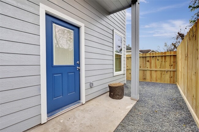 Photo - 21 Latham St