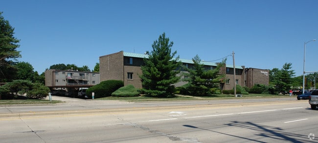 Photo - Sterling Arms Condominiums