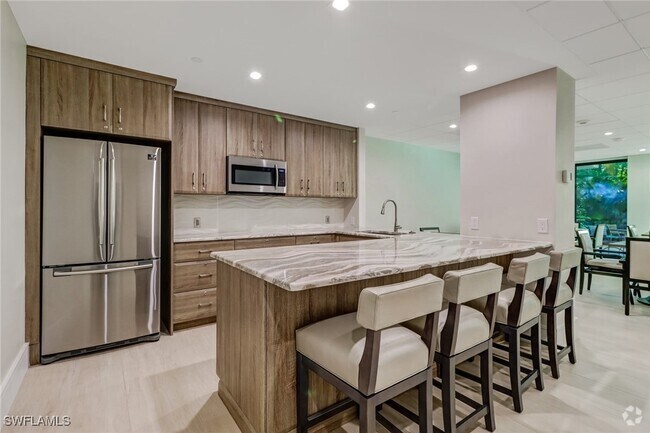 Building Photo - 10851 Gulf Shore Dr Unit 502 Rental