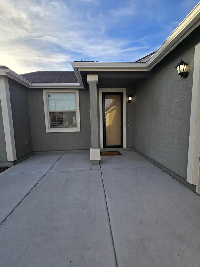 Photo - 774 E Cottage Loop